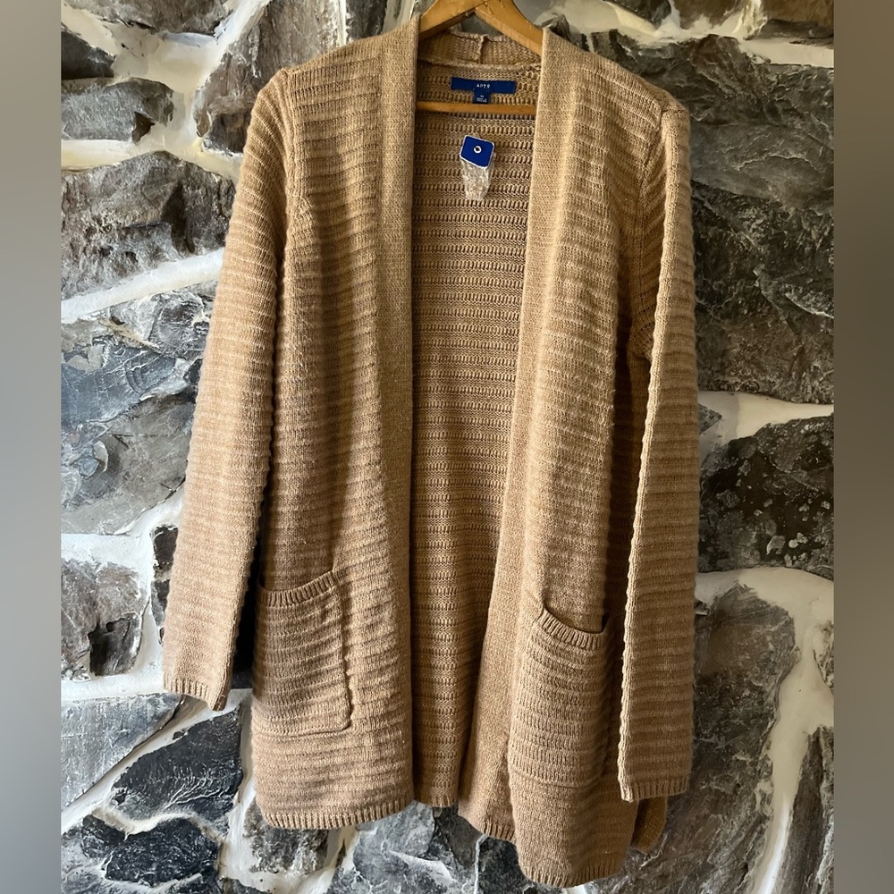 CARDIGAN NWT APT. 9